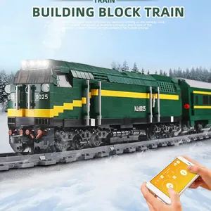 لگو مولدکینگ 12001 لوکوموتیو دیزلی Diesel Locomotive NJ2