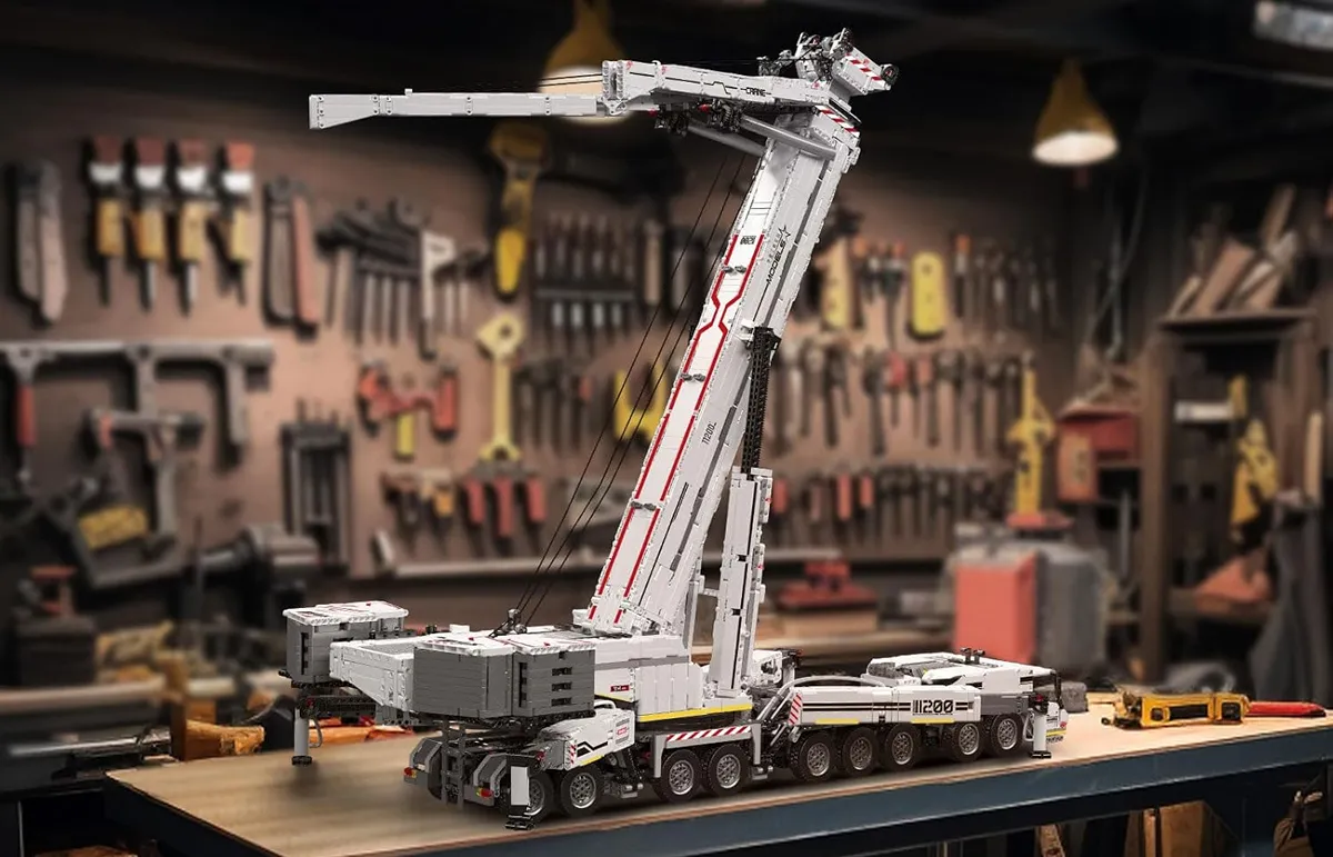 لگو مولد کینگ 17007 کامیون جرثقیل LTM 11200 Crane کنترلی