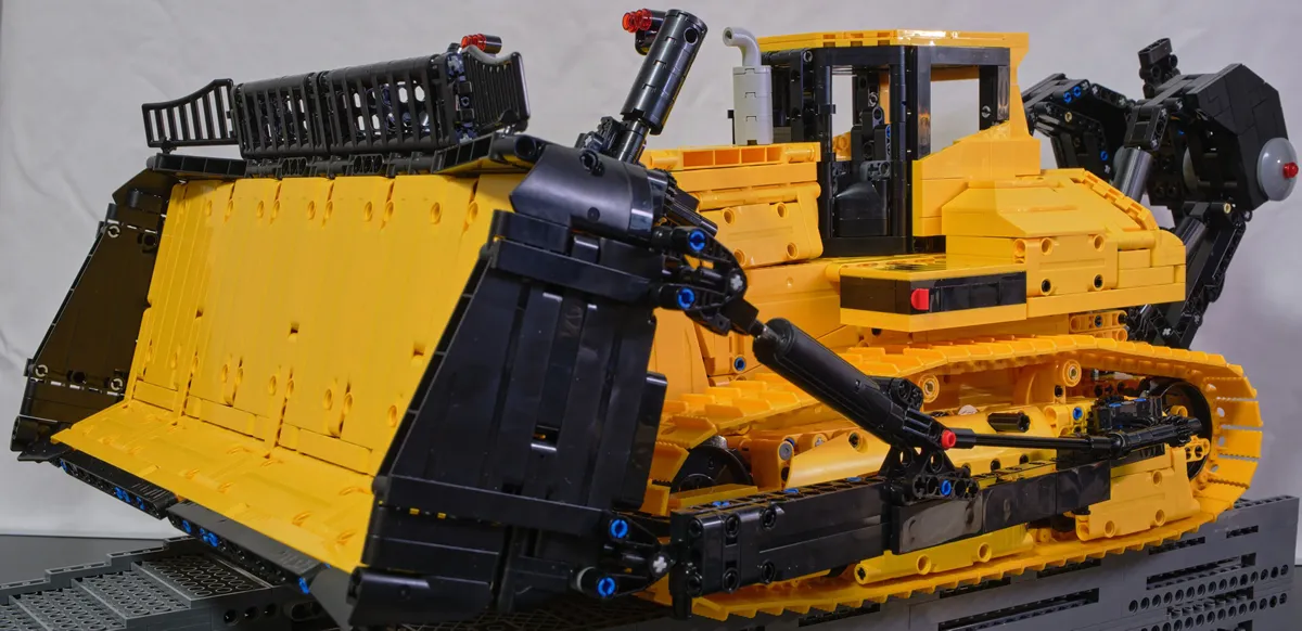 لگو مولدکینگ 17049 ماشین بولدوزر Liebherr PR766 Bulldozer کنترلی