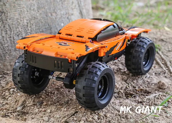 لگو مولدکینگ 18025 ماشین آفرود GIANT Off-road ریموت دار